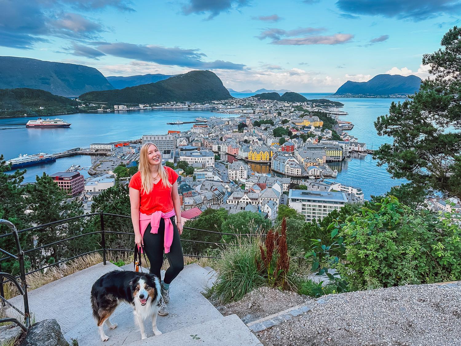 Ålesund mountain viewpoint