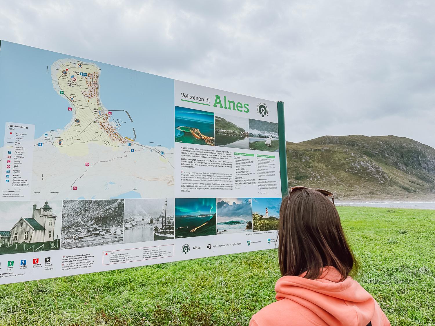 Alnes Lighthouse near Ålesund, Norway