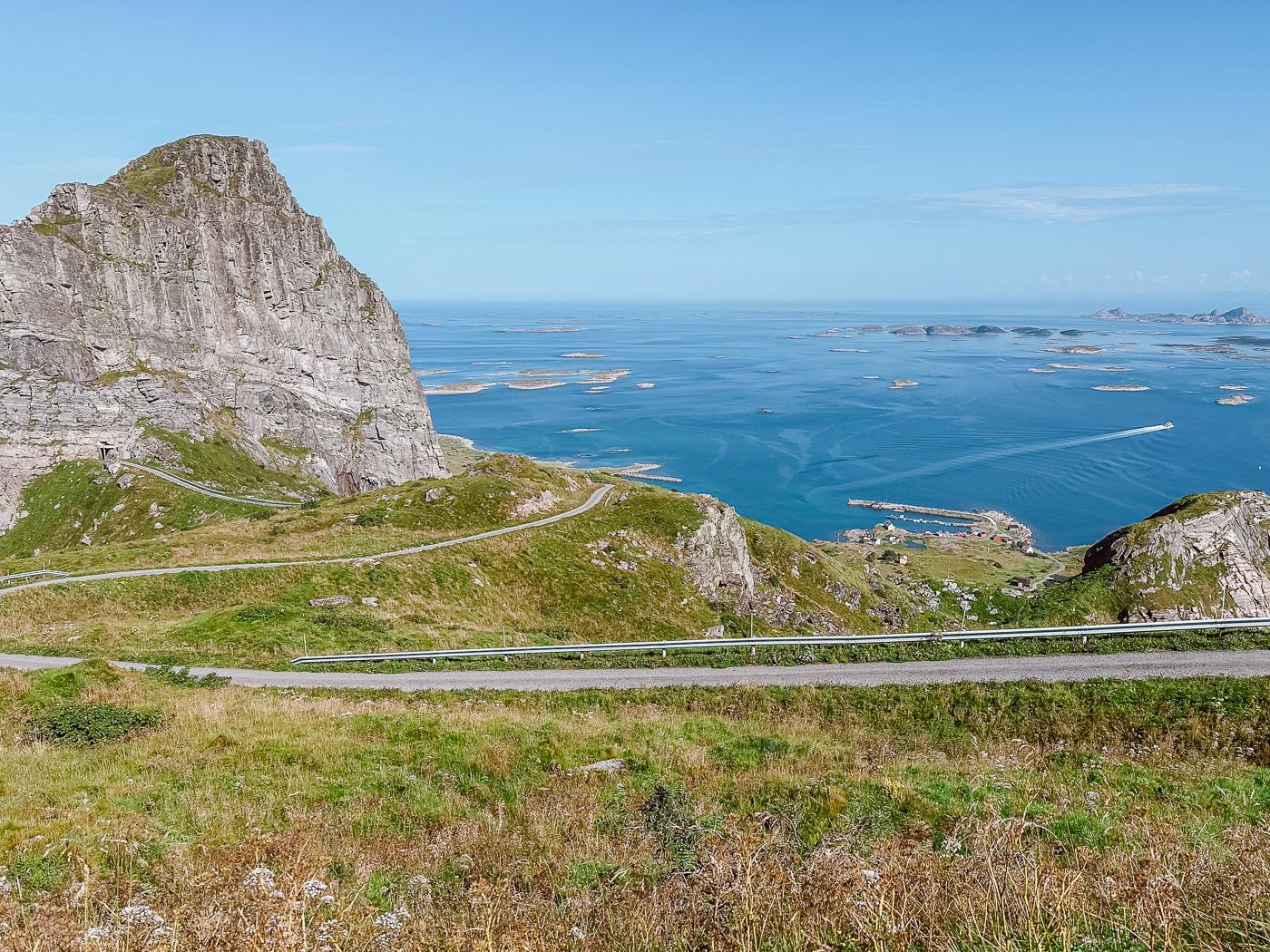 Gompen hike on Sanna in Træna, Norway