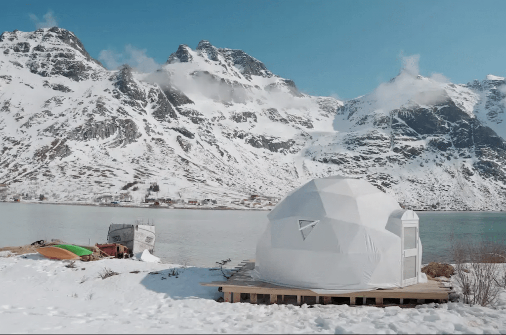 Ramberg glamping igloos in Lofoten